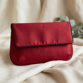 Clutches & Evening Bags